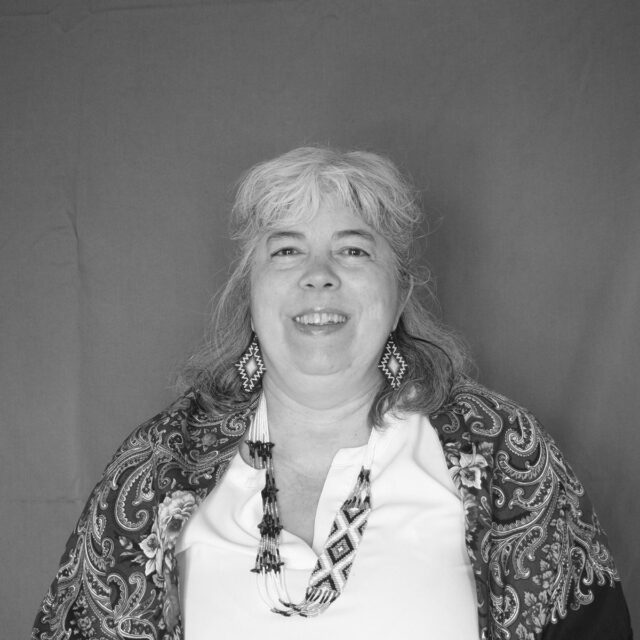 Portrait de Guylaine Simard - candidate au poste de conseillère aux élections 2025 de Pekuakamiulnuatsh Takuhikan